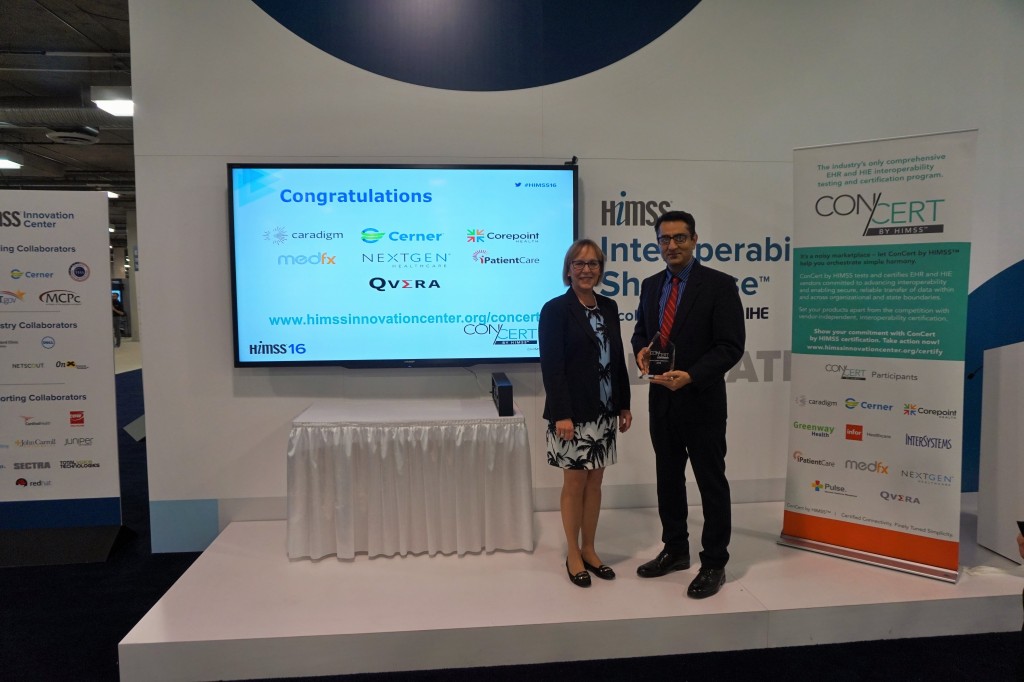 Neal Accepting HIMSS Award